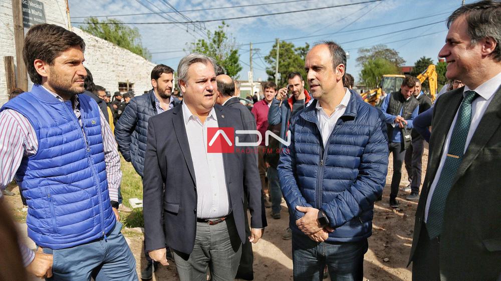 Inició la intervención integran en el barrio Yapeyú de Santa Fe - Maximiliano Pullaro - Pablo Farias - José Corral -  