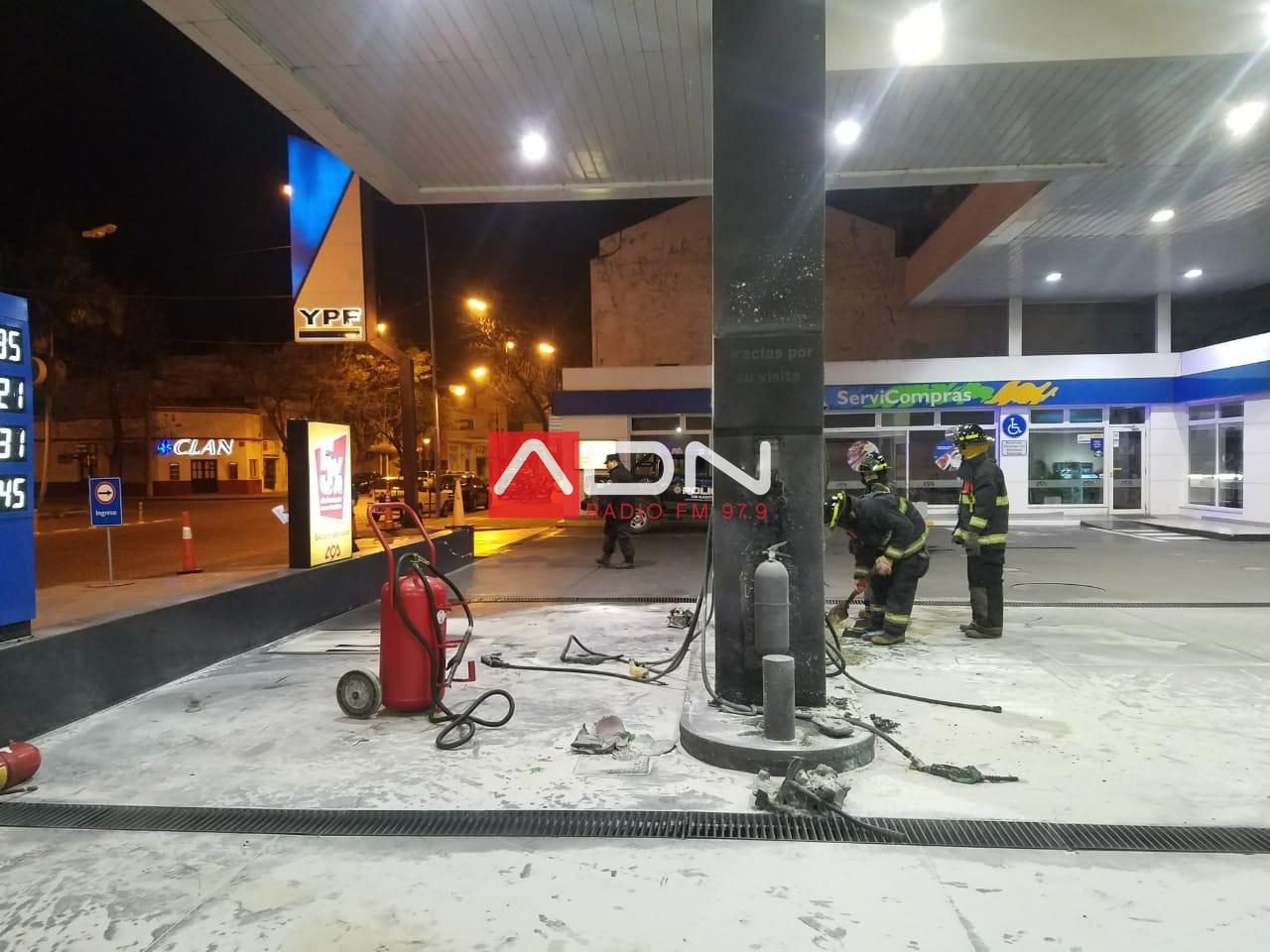 Intentó prender fuego la estación de servicio ubicada en bv Santa Fe de la ciudad de Rafaela