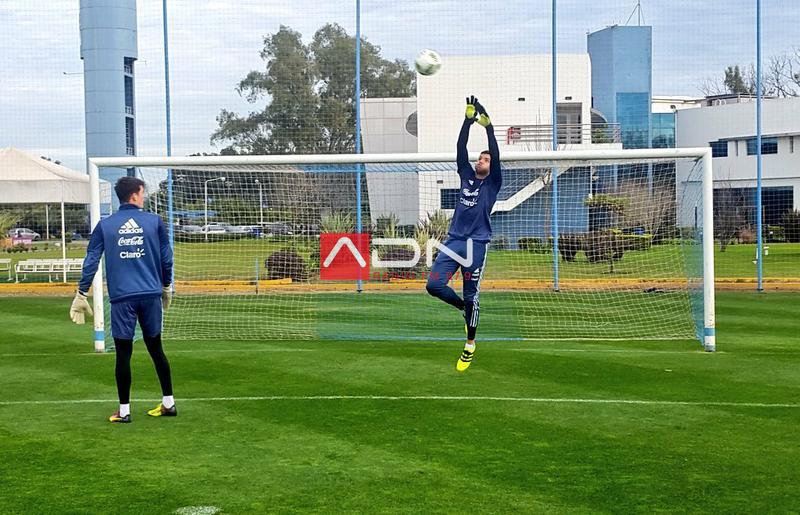 CnRDiHNWEAAerKu CnRDiHNWEAAerKu