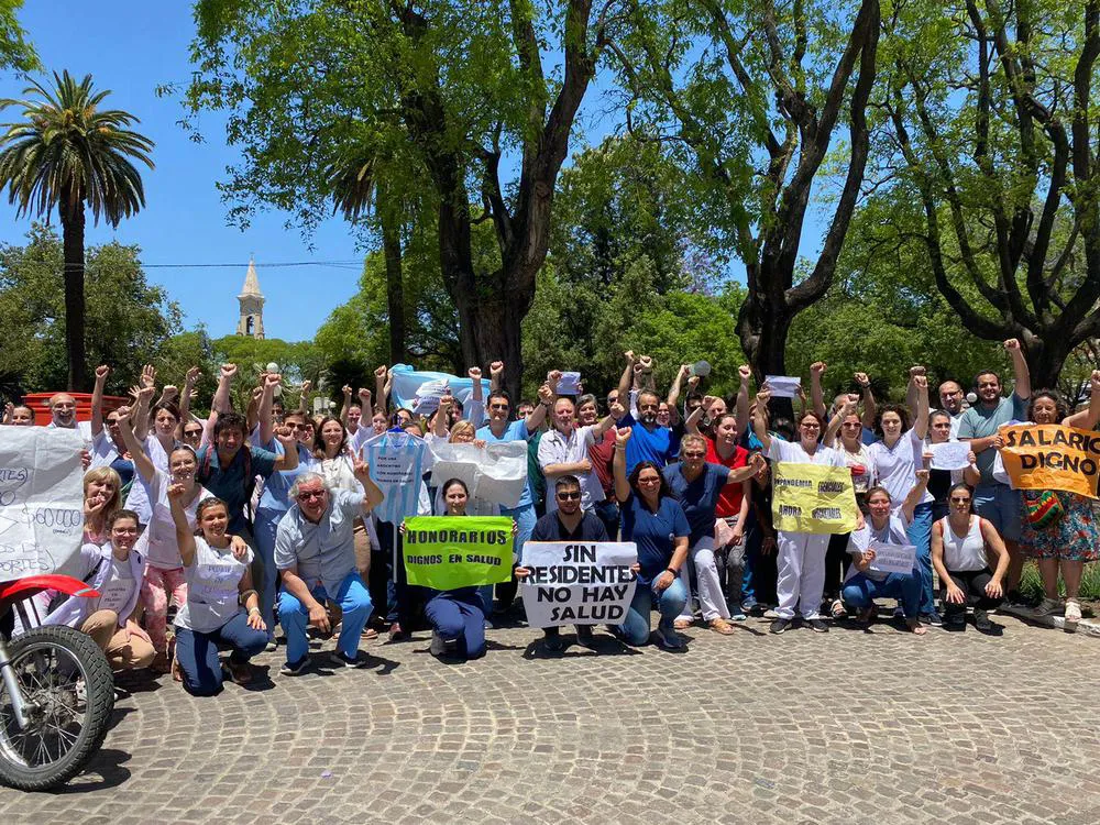 b5a12803-df9c-4440-bdc6-ffd68e719808