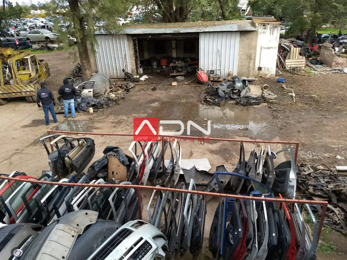 Desarmadero allanado