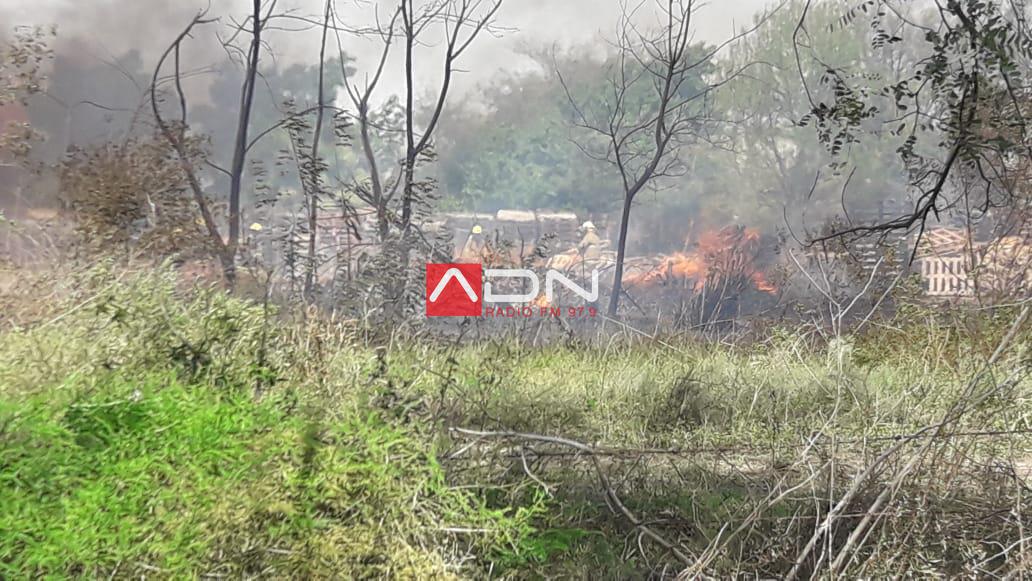 Nuevo incendio en el parque industrial - Fuego - Incendio - Bomberos