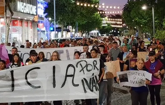 Captura de pantalla 2025-11-10 225028