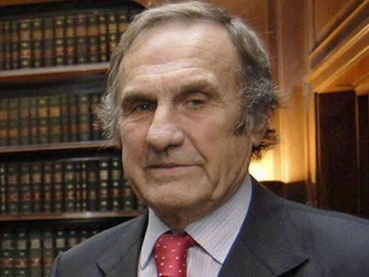 internaron-carlos-reutemann-delicado-estado-salud