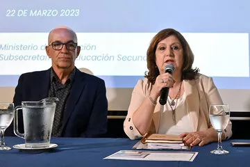 711847-ro03fo0131web