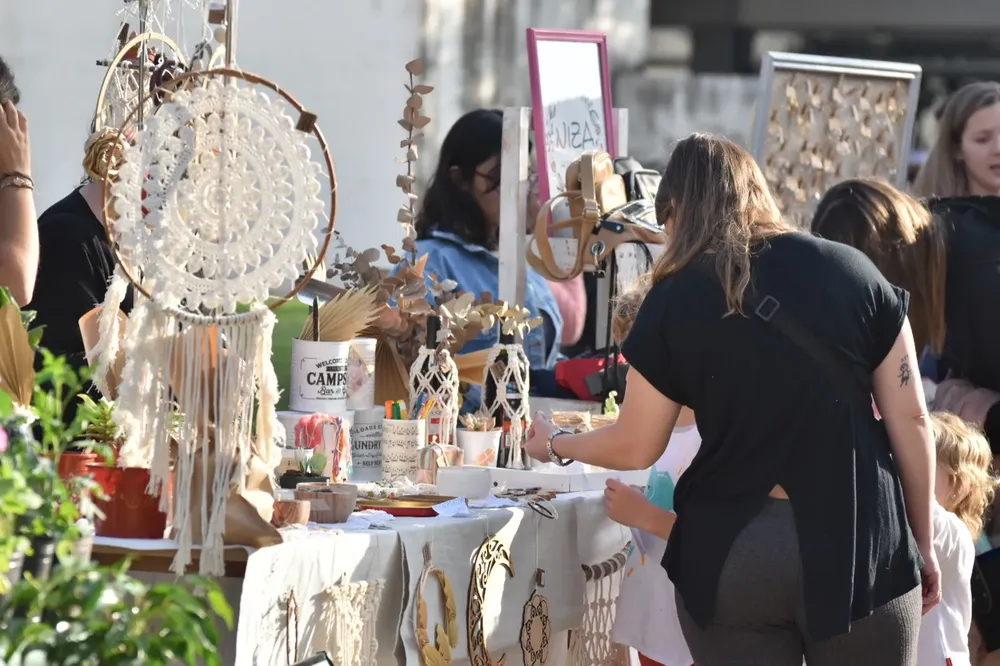 21236001-e7ad-4adb-89ba-9dc36ad8f916