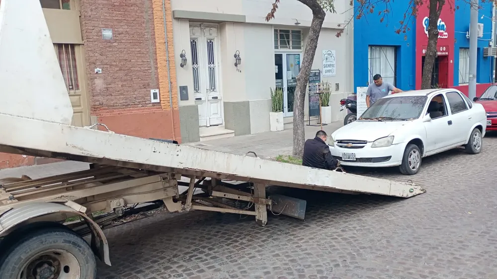 AUTO SECUESTRADO