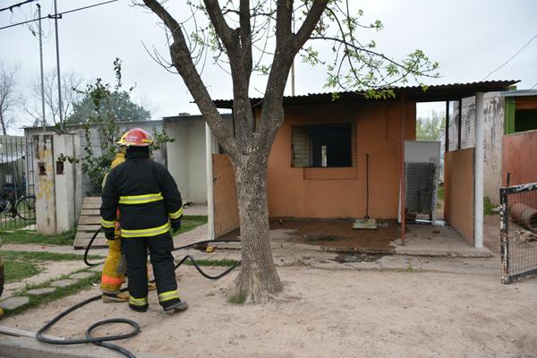 multimedia.grande.a6d3d49999ab892c.76656e74616e6120696e63656e64696f5f6772616e64652e6a7067