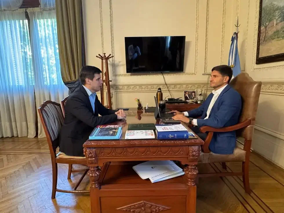 PULLARO Y VIOTTI