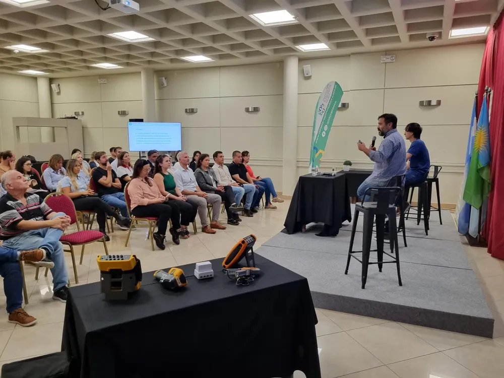 a5c69dc1-ab43-4595-97d5-da406dd52d29