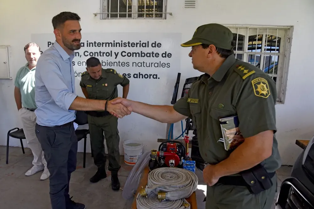 136a9031-6692-49e6-8695-256418a4b8aa