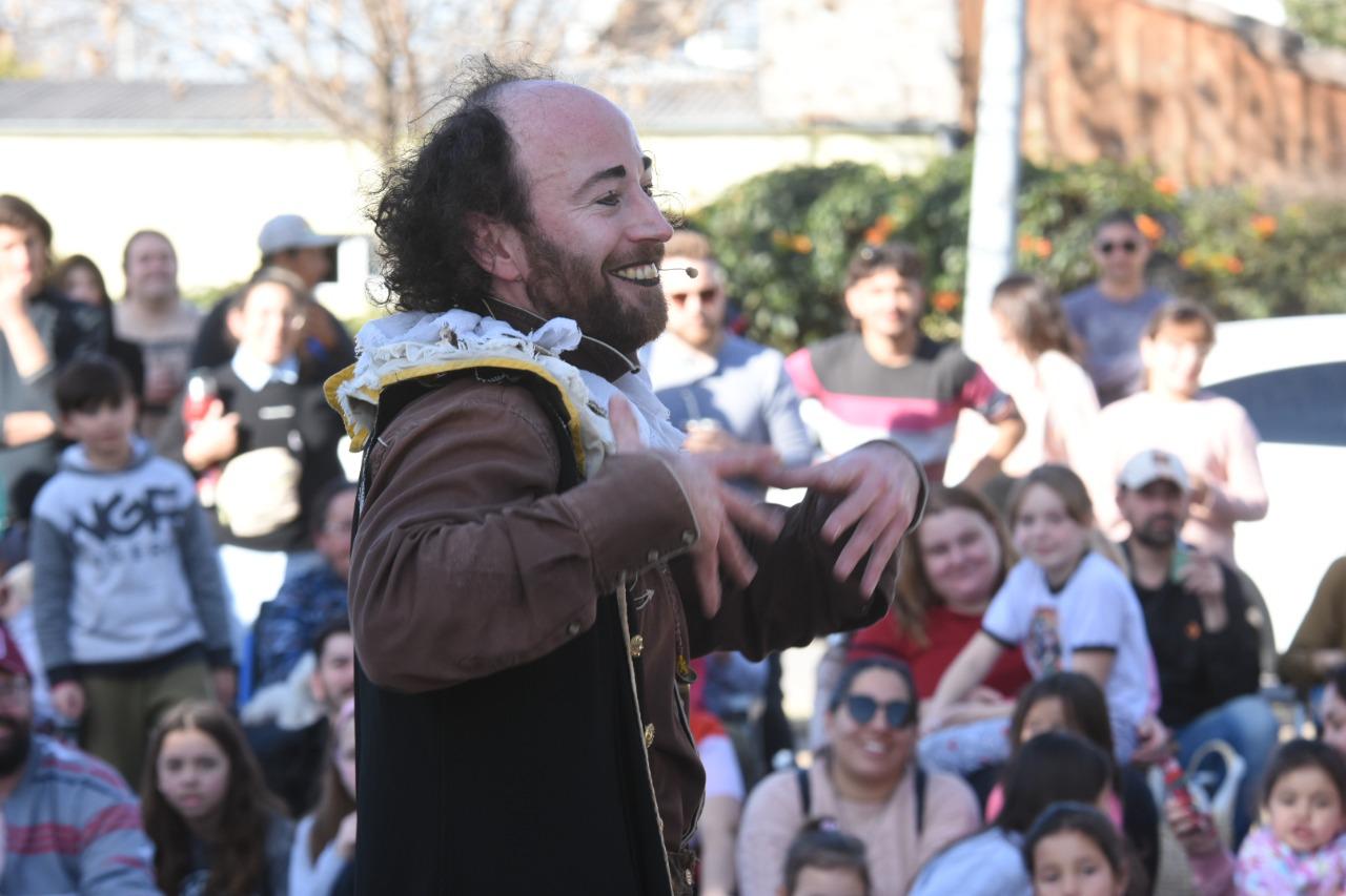 90c7d43b-6f94-44aa-bfd5-ba4e490a6af7