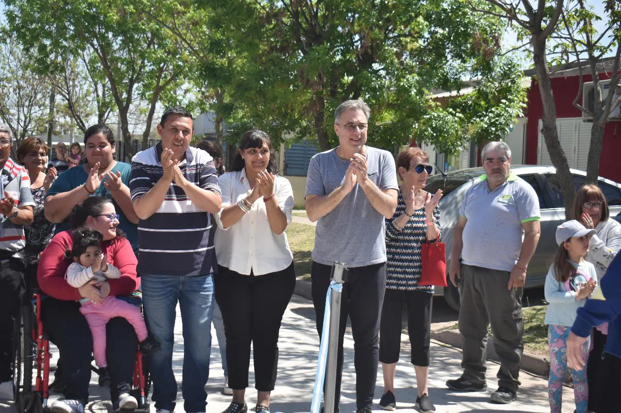 c090cf86-f110-4fa4-9596-5fb16cc71300