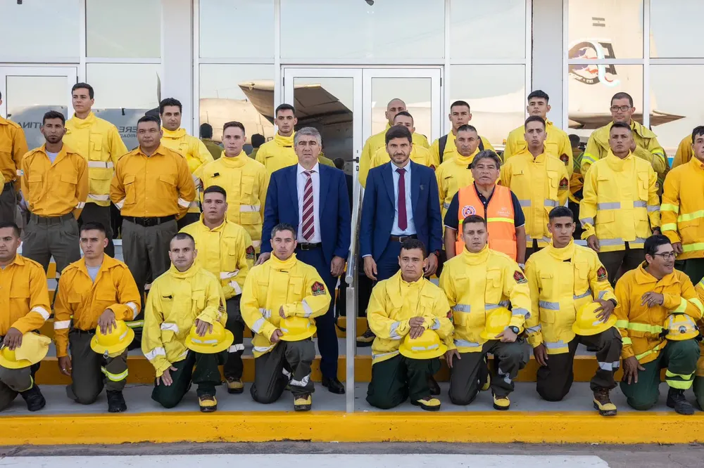 efbfaf6e-27d0-4fe2-b192-729c1d21594f