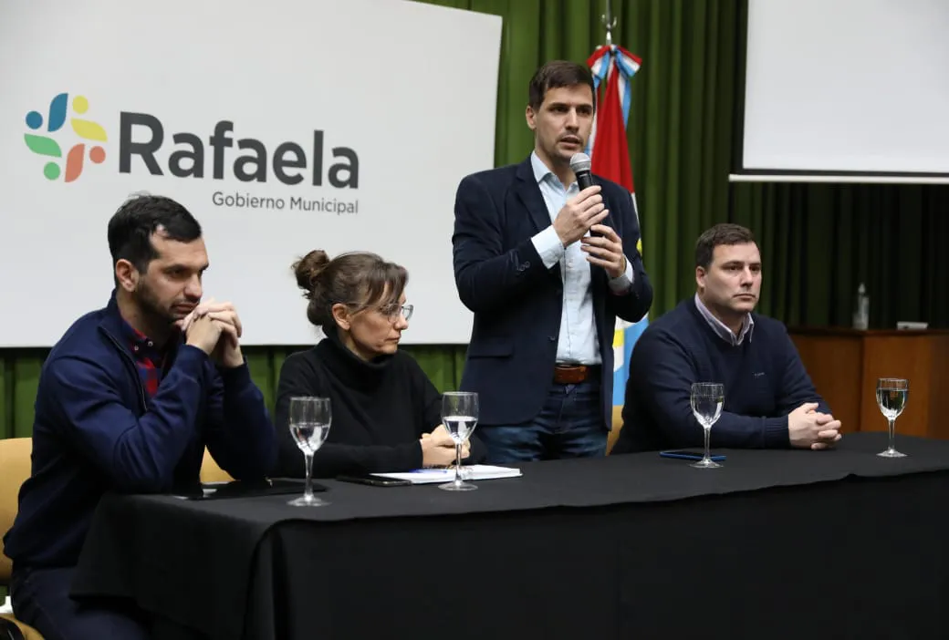 1dd769d9-9981-4d12-9d51-717fbbfabde8