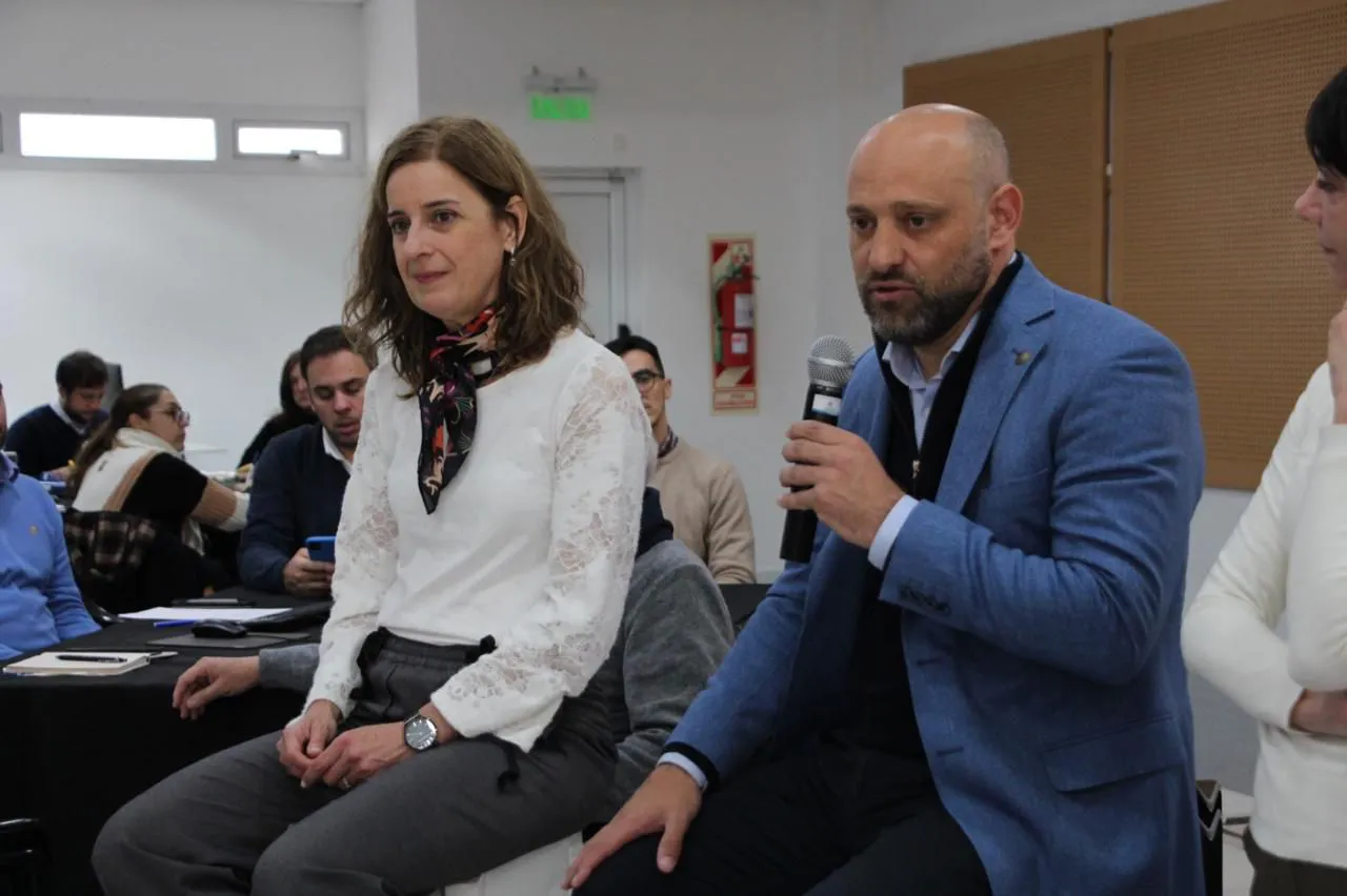 b91449c2-5281-49a8-8fe3-ae408495a0d9