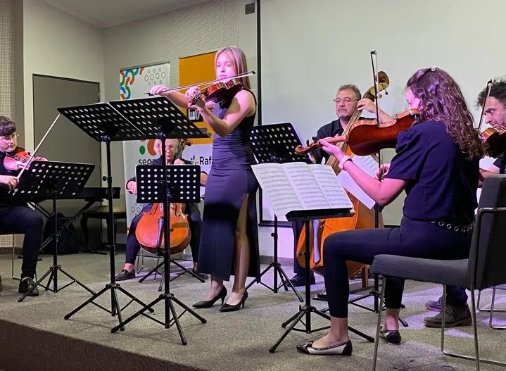 7e4cd7f6-b0e4-40f9-a1b6-dccfb4299c14