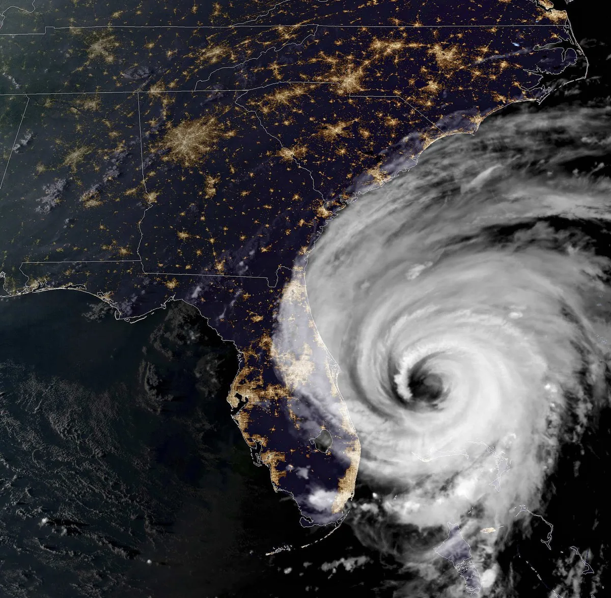 imagen-satelital-del-huracan-dorian___pQVh5VNoR_1200x0__1