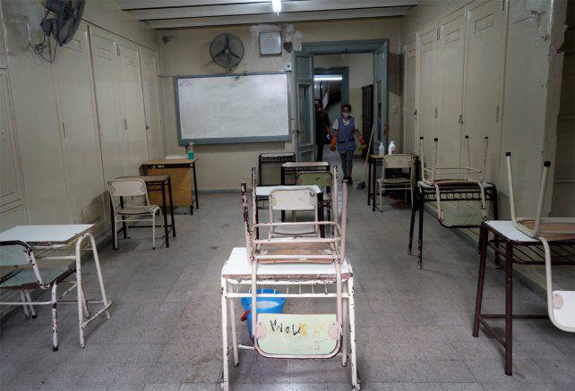 los-docentes-escuelas-cumplen-hoy-el-primer-dia-paro