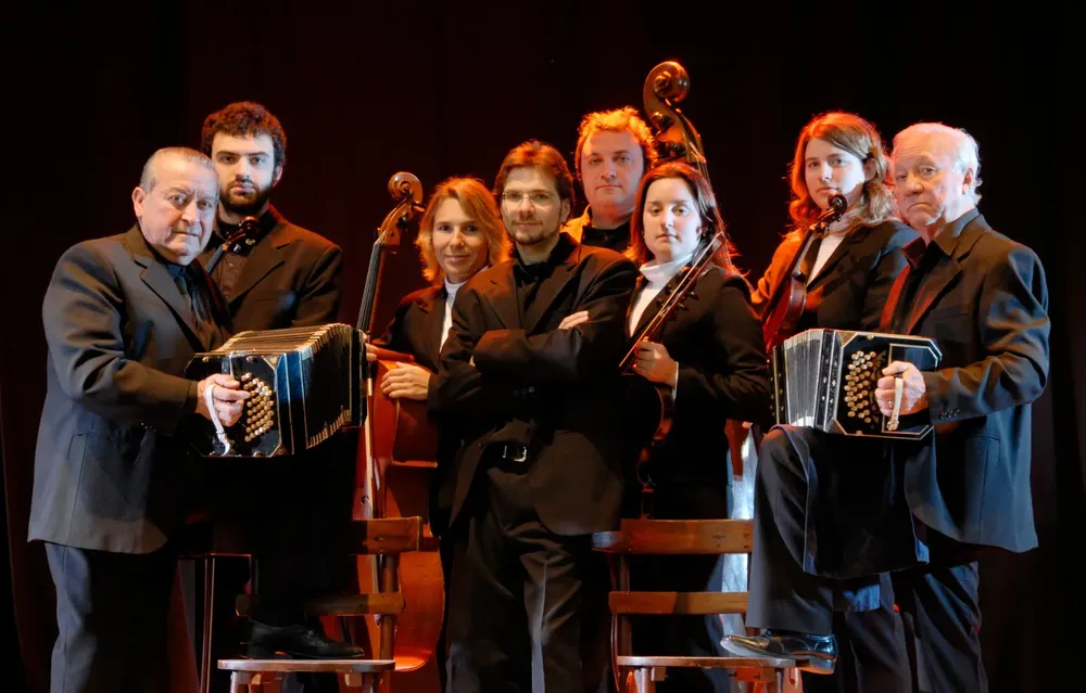 b414c1e0-2c07-4475-a69c-d1e020e65613