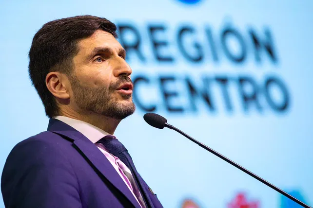 maximiliano-pullaro-caracter-presidente-la-region-centro-participo-junto-al-gobernador-cordobes-martin-llaryora-una-encuentro-la-mesa-seguridad