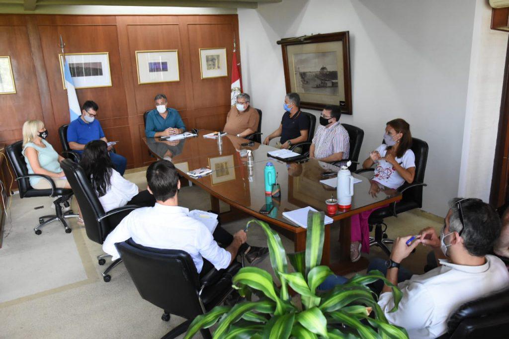 Reunion-intendente-concejales-1024x682