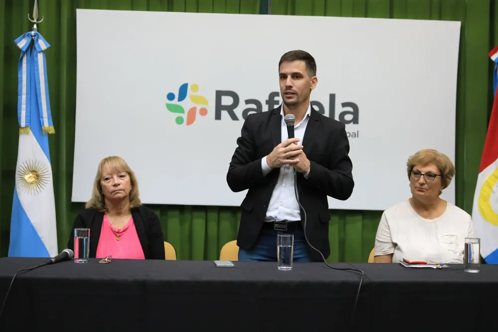 26d38379-1f61-4819-9aed-55979190a72d