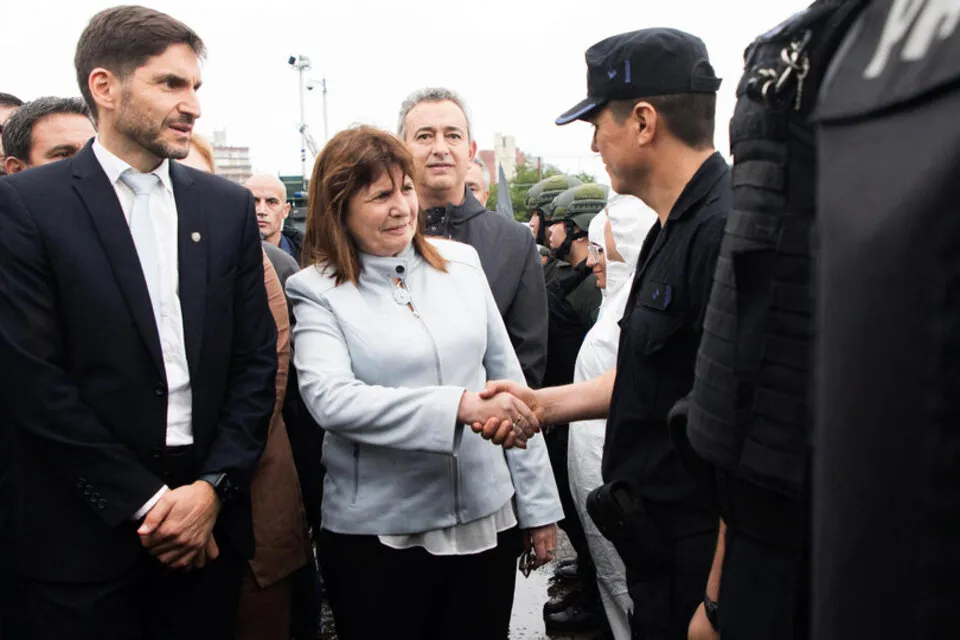 830897-806086-pullaro-bullrich-na_0