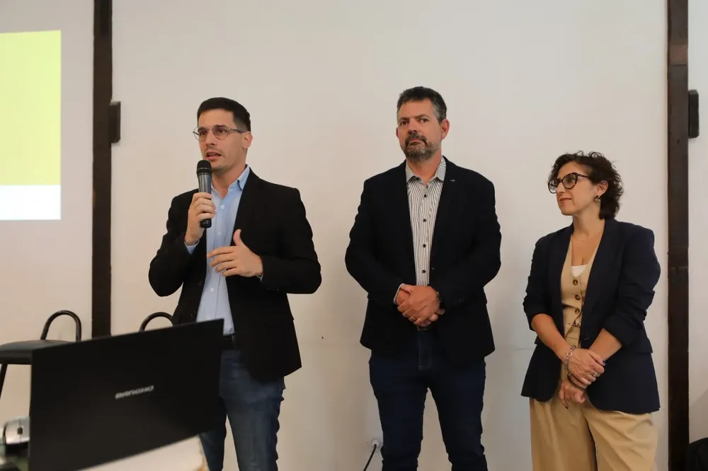 170f493c-8e3b-4f81-b254-e2e5f83ce071