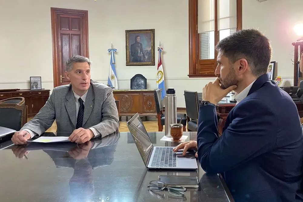 82e232a8-a20e-4b62-895d-d63b14a6556f