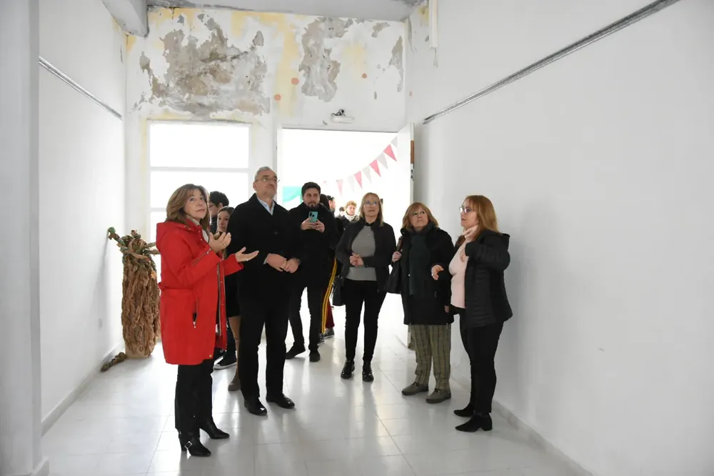 f27f492f-8e87-4bb9-811b-5ac4f373007e