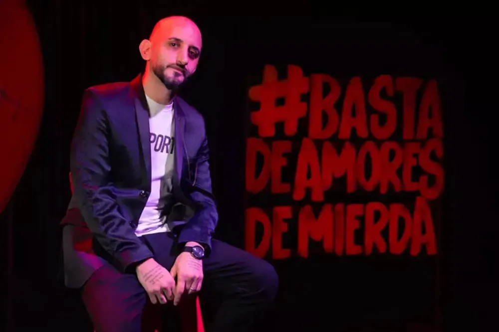 pelado_basta