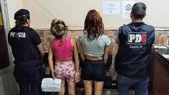 mujeres-detenidas-esperanza-venta-drogas-cocaina-marihuanajpg