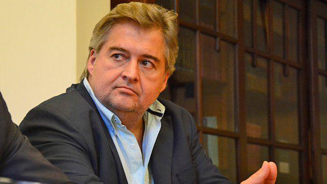 roberto-mirabella-senador-nacional-su-mandato-vence-2021-pero-perotti-quiere-que-siga