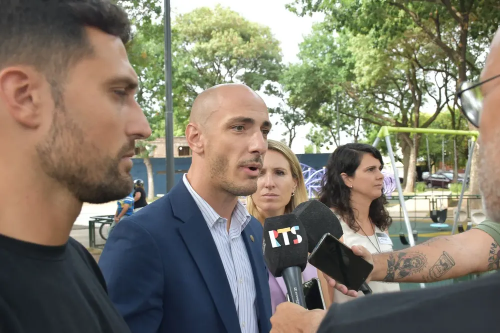 c6c3eadc-c67c-4987-8cee-f0e800c97335