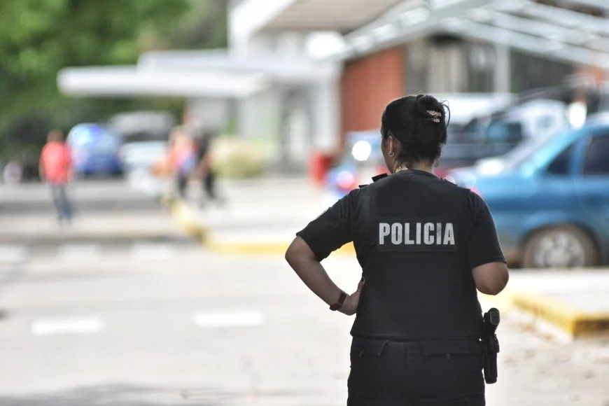 Policia