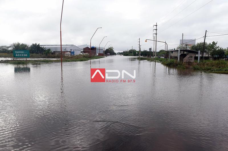 16142189_1950351978509641_8927503910488468910_n