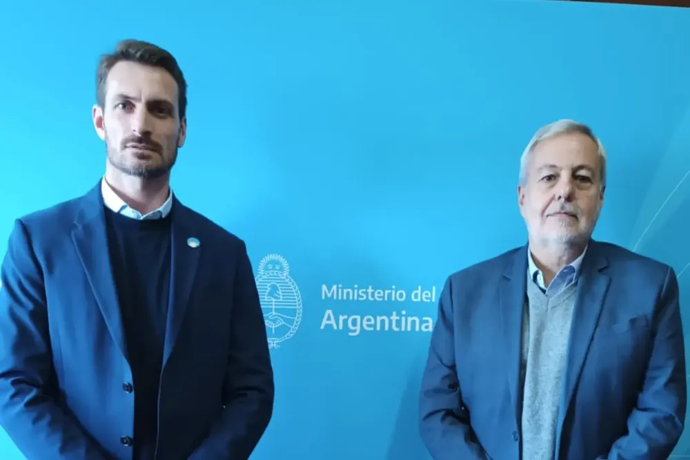 f69ffaad-d4e7-4d35-a7e0-6e88c0af3c77