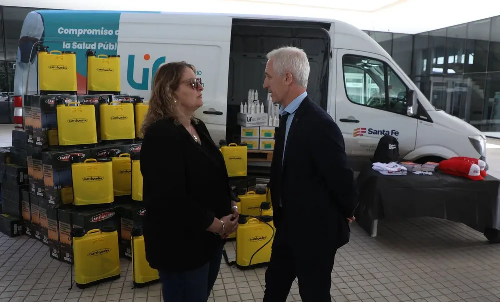 1af821c5-bc2e-496c-8a2e-229e86c94883