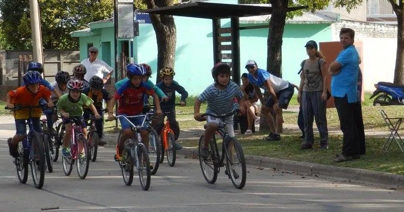 17880469_10213251936522485_5618201393447453670_o-800x421