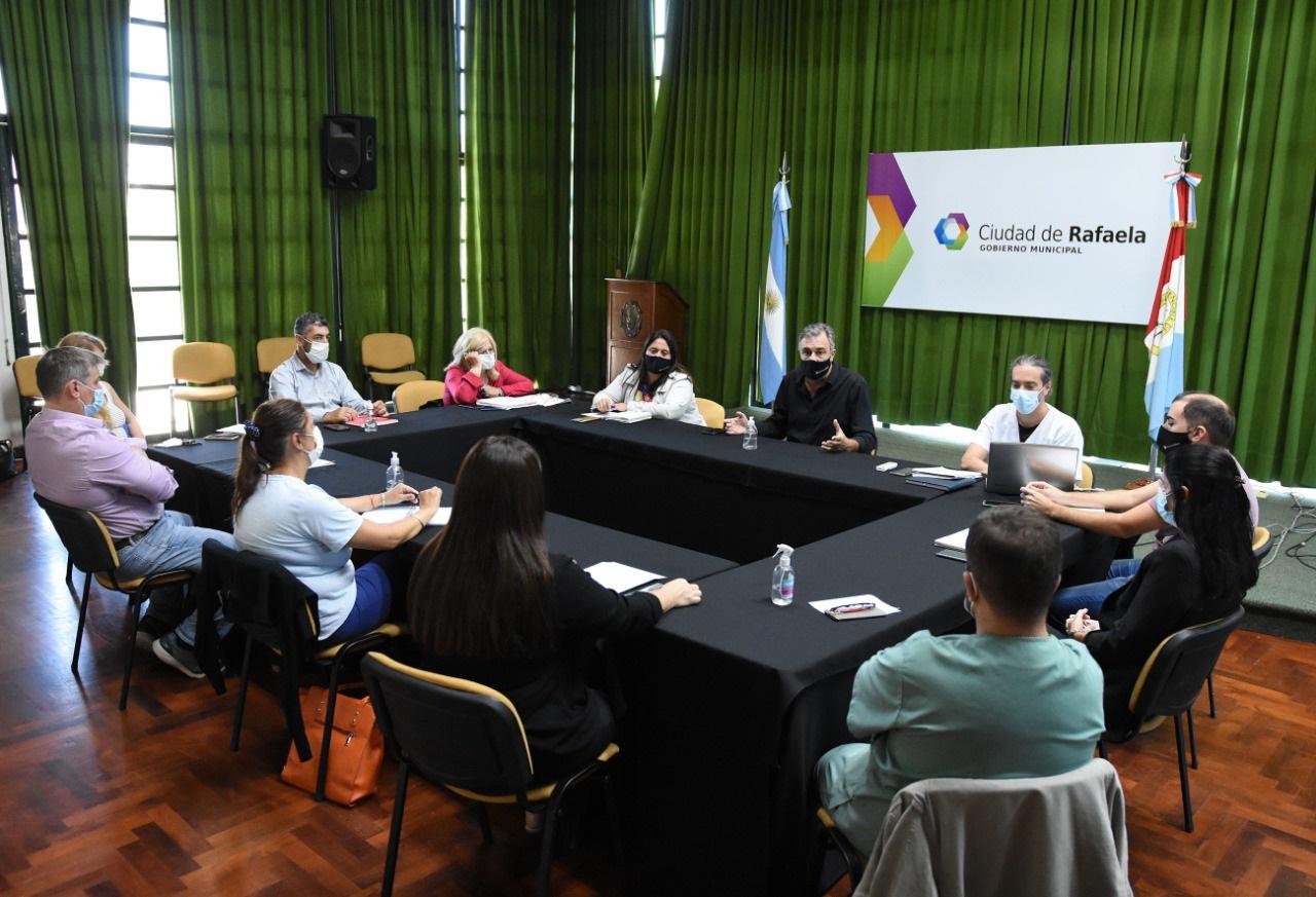 Castellano y equipo