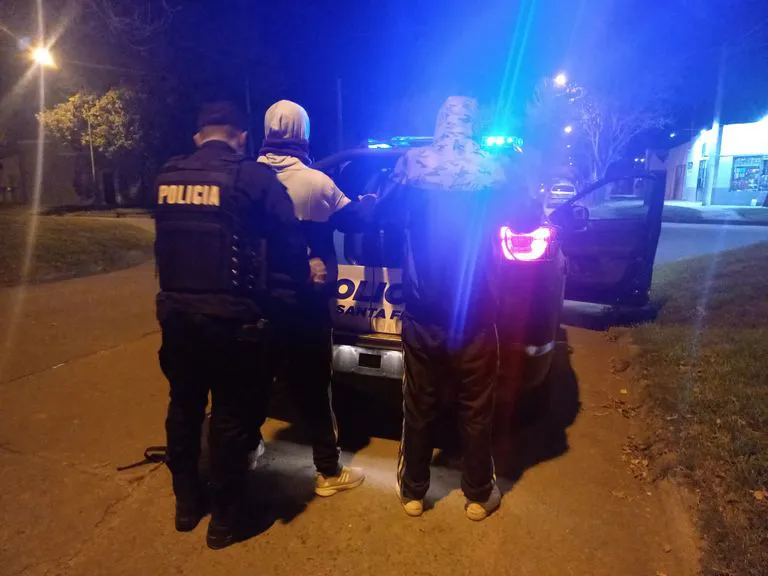 operativo_de_saturacion_en_rafaela_controles_en_tres_barrios_y_dos_trasladados_a_sede_policial_1