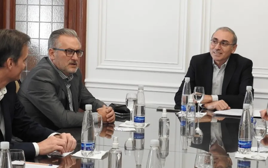 Foto - Lewandowski Bolsa de Comercio