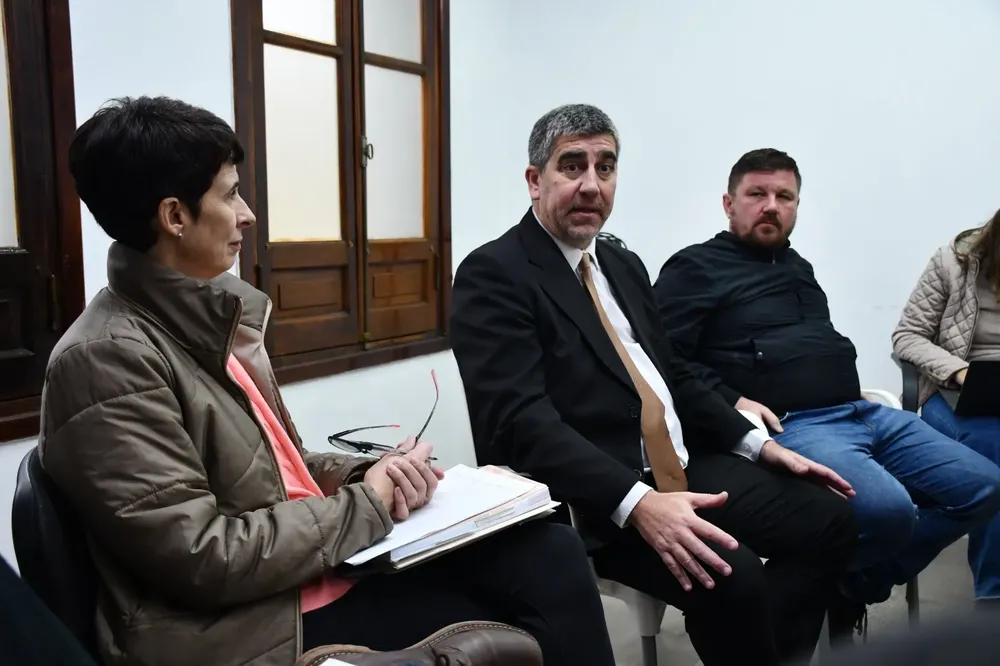 f0cb2381-2dd9-4996-8c23-6d1c01da6750