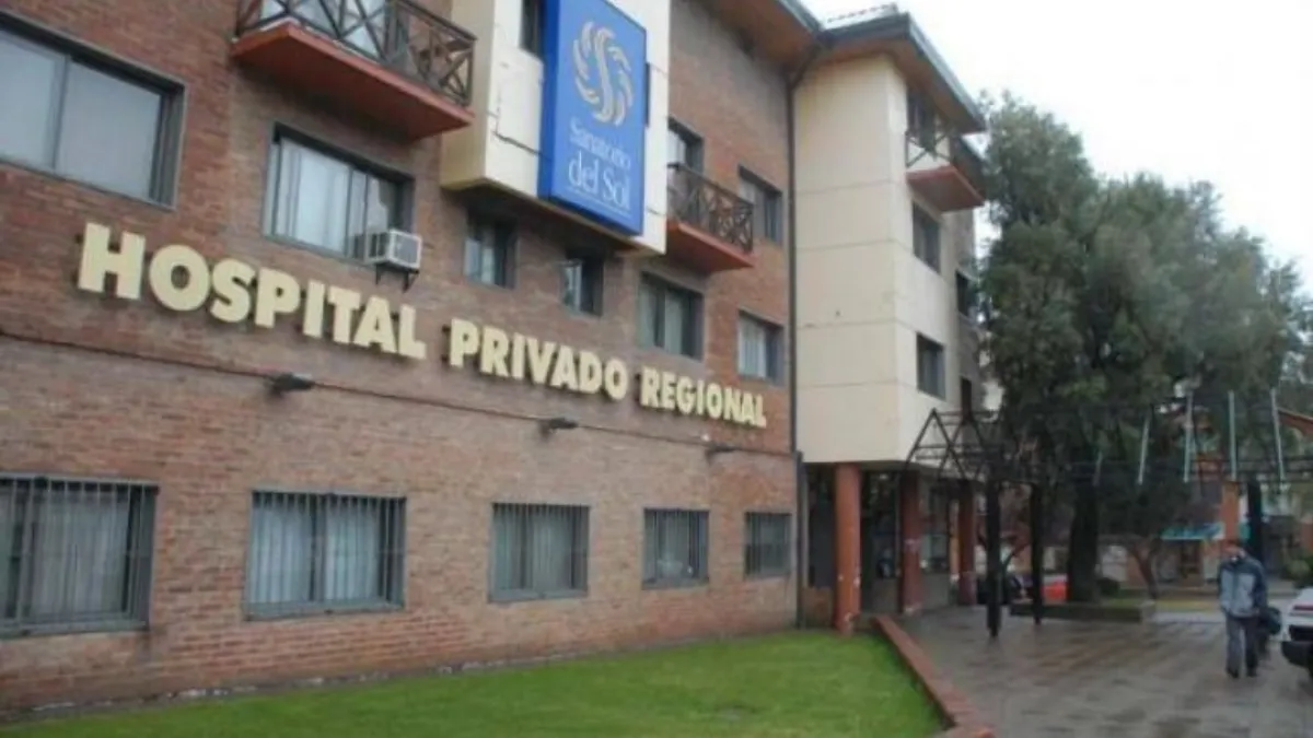 joven-rosario-cayo-un-hotel-barilochepng
