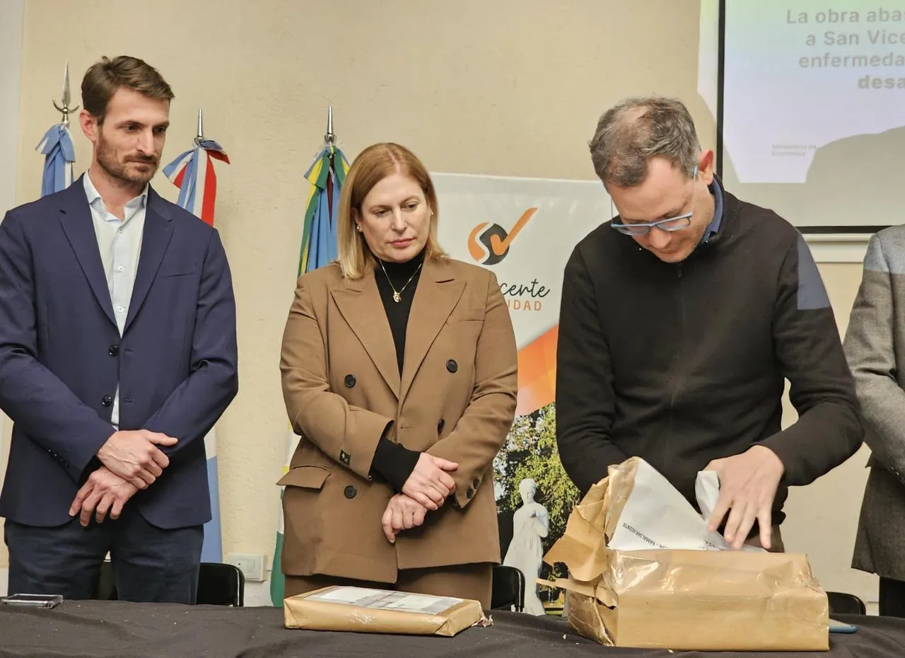 24157646-651f-415f-9988-489b63d5cff8-_1_