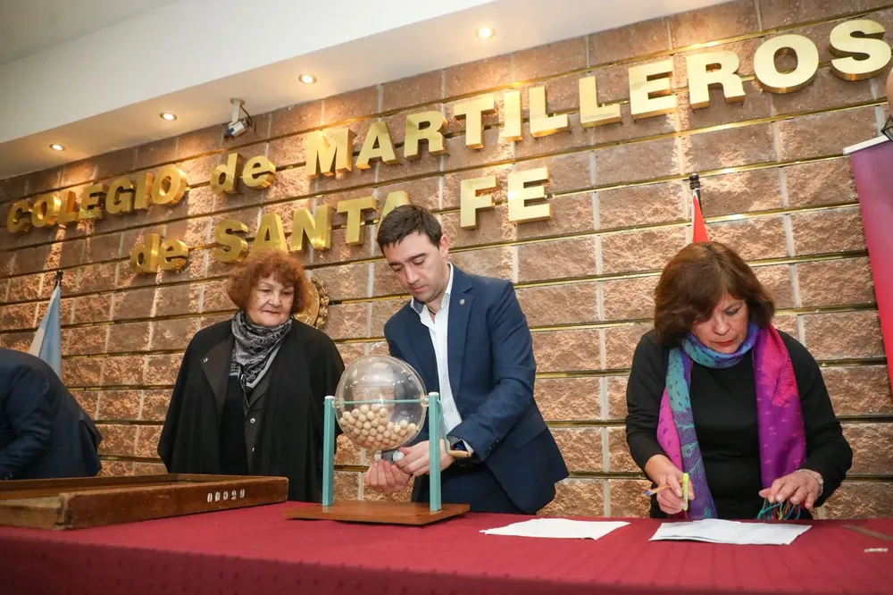 73606a78-1914-43e7-ae71-4c81eaf21f43