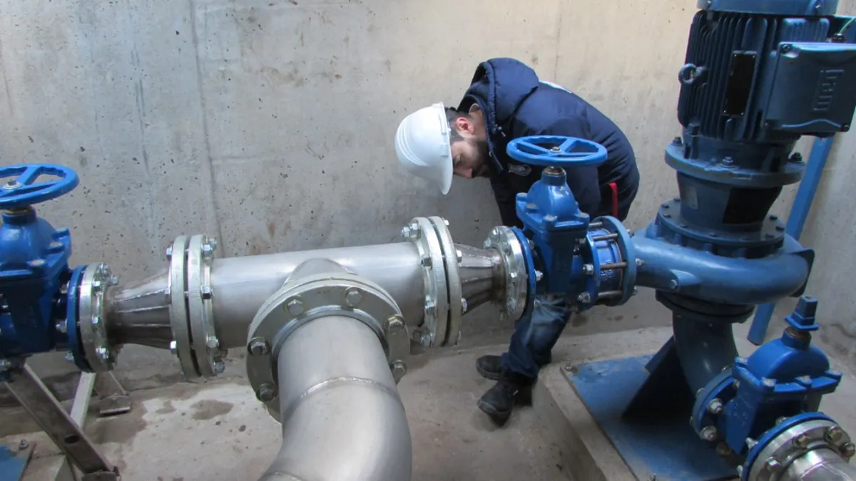 agua-potable-aguas-santafesinasjpg