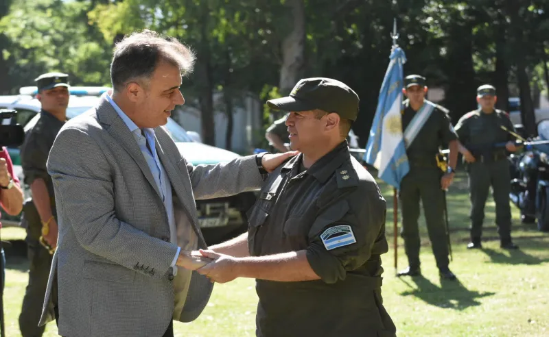 8edf83ba9346bae21af6fdaf894da188