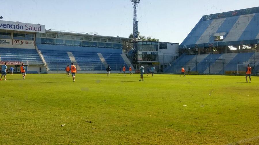 Estadio Nuevo Monumental entrenamiento